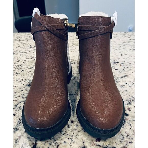 Kenneth Cole Reaction Women's Women's Wind Lug Buckle Cozy Chukka Boot - Picture 3 of 7